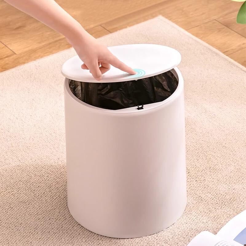 Snygg tryck-soptunna med lock