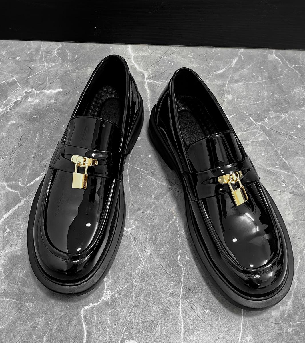 

Leather Men Business Formal Shoes Brand 2025 Men s Loafers Dress Moccasins Breathable Slip on Driving Shoes Size 38-46 46 чёрный