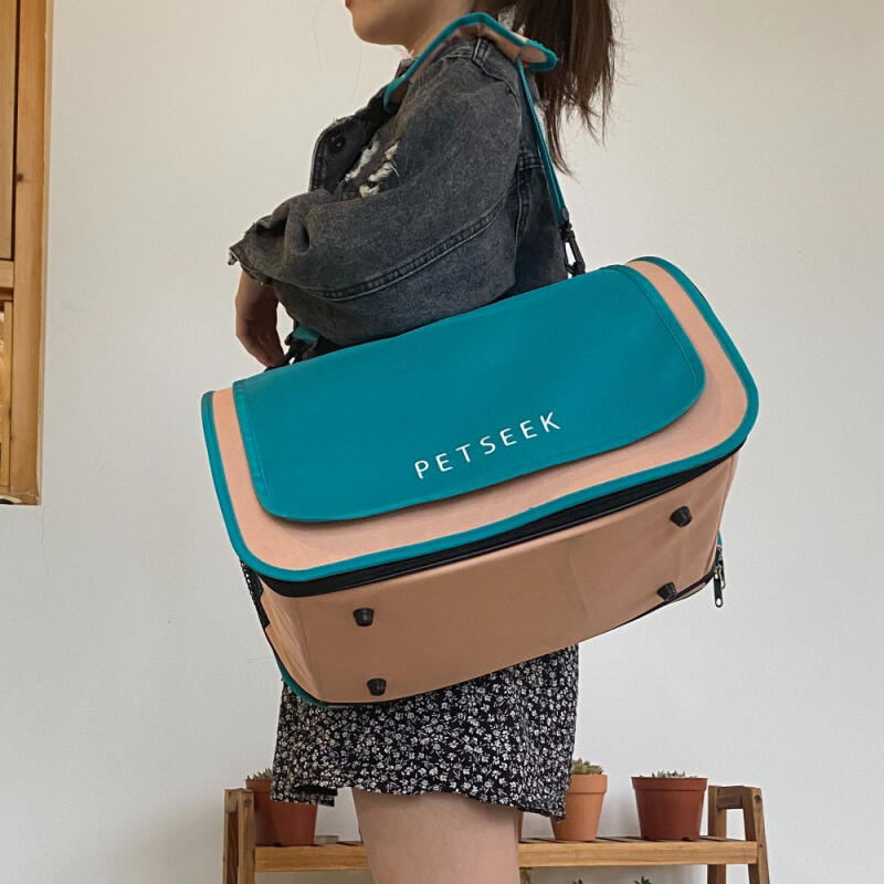 PT-208 PETSEEK Trendy Todd Pet Carry Pack