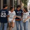 Film Off Campus Briar University Tricou Graham 44 LOGAN 22 DI LAURENTIS 66 Tricou Decolteu în V Mânecă Scurtă Etichetă cu Nume Tricou