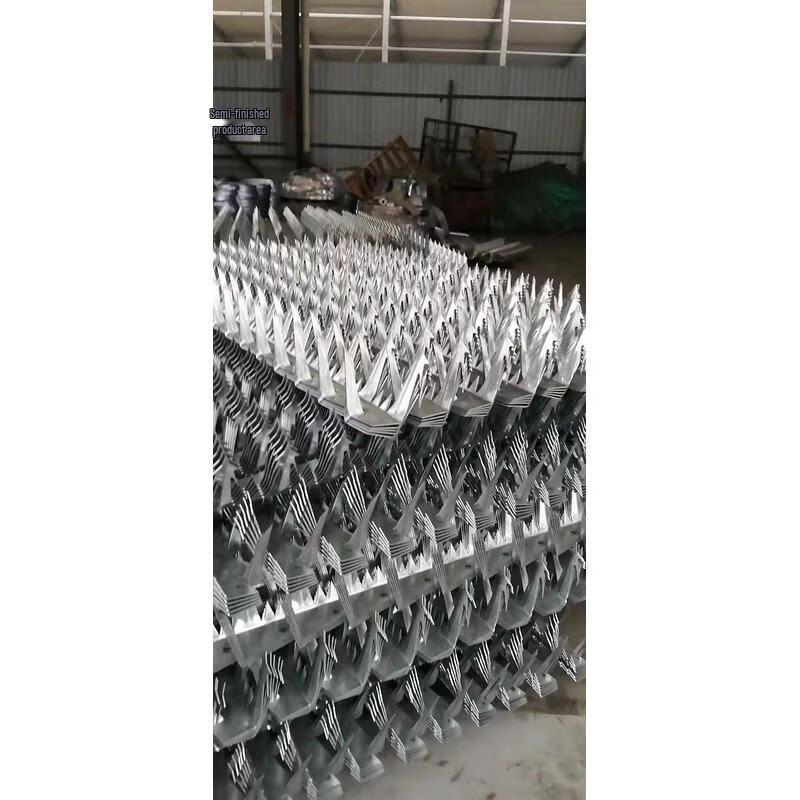 Anti-Climb Security Spikes for Pipes