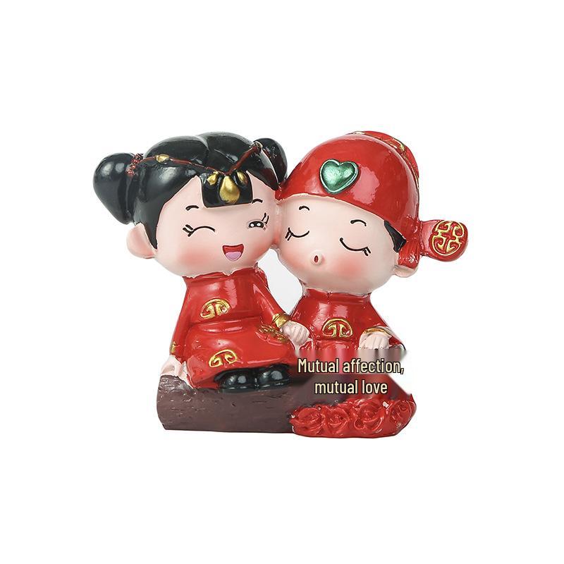 Chinese Style Newlyweds Resin Dolls - Creative Wedding Room Ornaments
