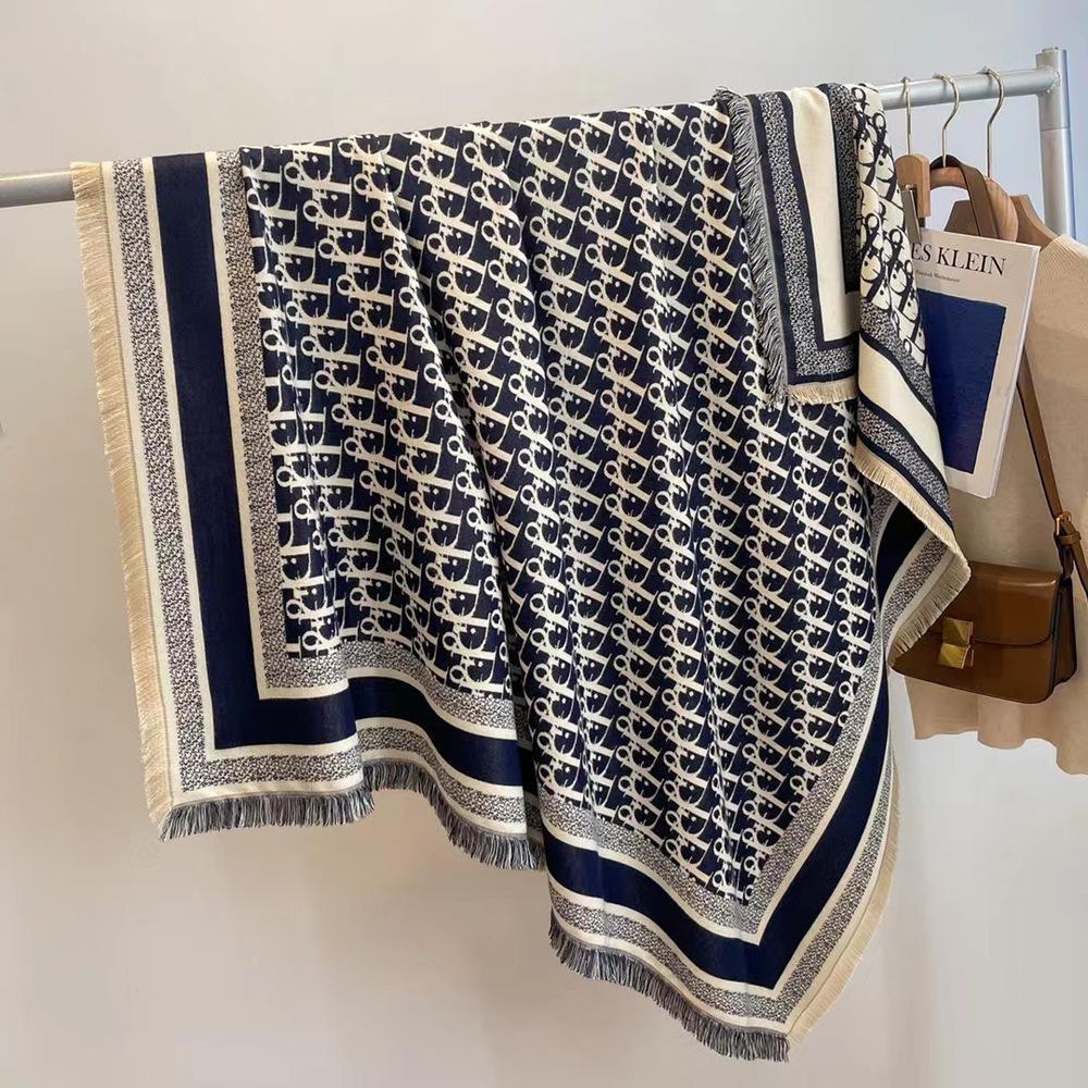 Luxury Imitation Cashmere Shawl: 140cm Square, Warm & Thick with Short Tassels