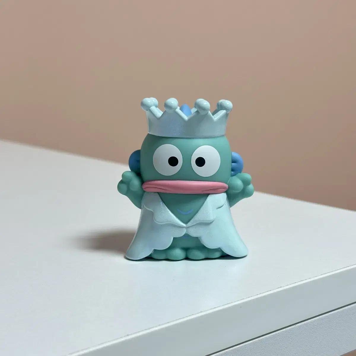 

Hangyo-dong Crown Figure Jiaoju Figure