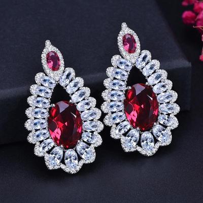 WWJ Exquisiter silberfarbener Schmuck mit eingelegten ovalen Zirkonia-Ohrringen