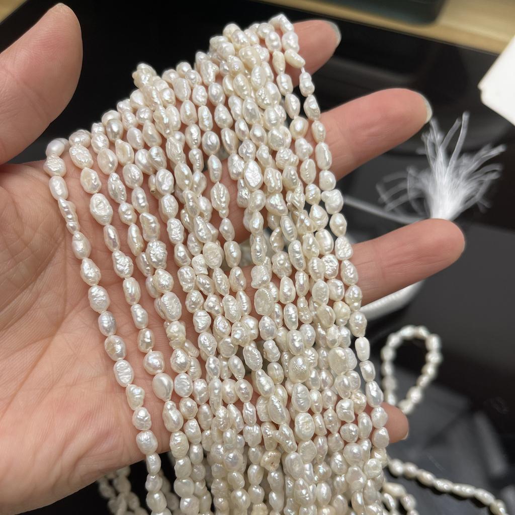 1String, White Natural Freshwater Pearls, Kexu Pearl Beads for Jewelry Making DIY Necklaces, Bracelets Crafts (Beads 4-5mm, Length 36cm)