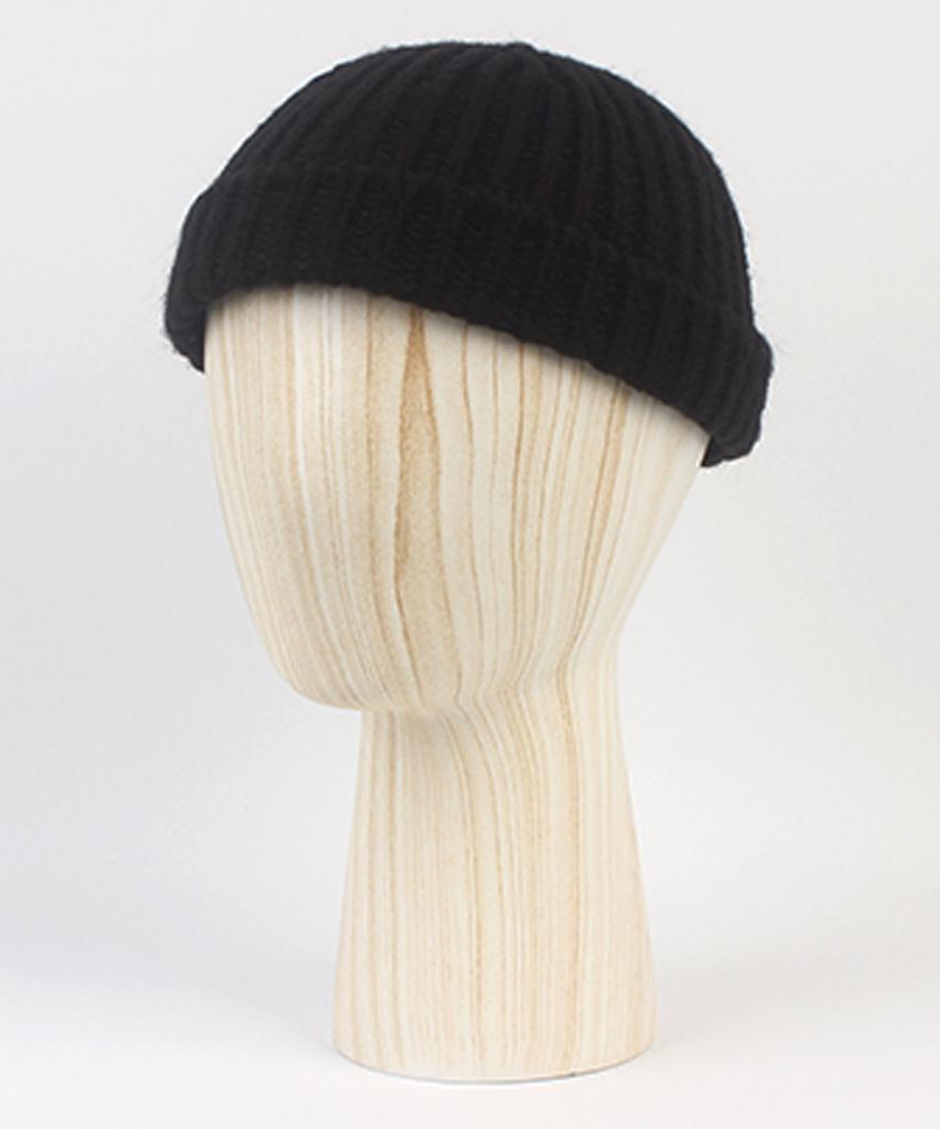 Yunibeosyeolkemiseuteuli Knit Black Watch Cap