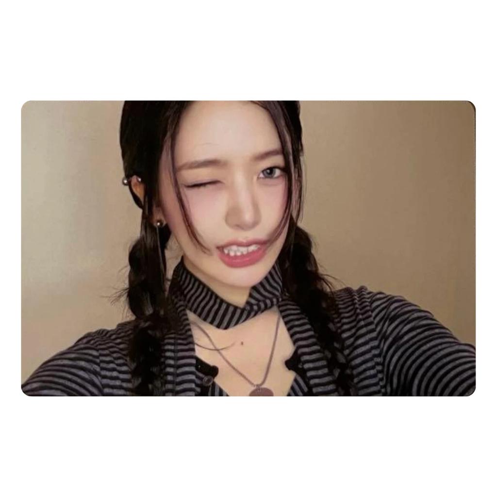 IVE DRUGI ALBUM REVIVE+ MINI MINI WERSJA. OFICJALNA KARTA ZE ZDJĘCIEM