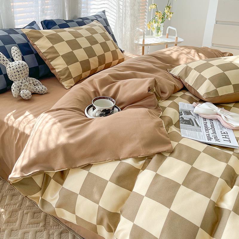 Four-Piece Brushed Printed Duvet Cover & Simple Summer Bedding Set for Dorms