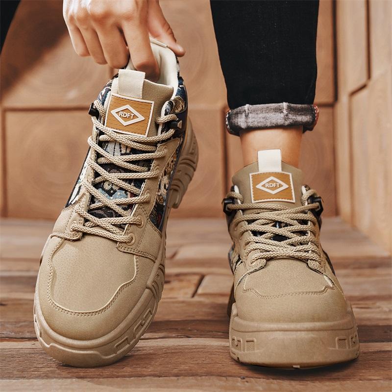 Модные мужские высокие ботинки Martin в британском стиле — фото 3