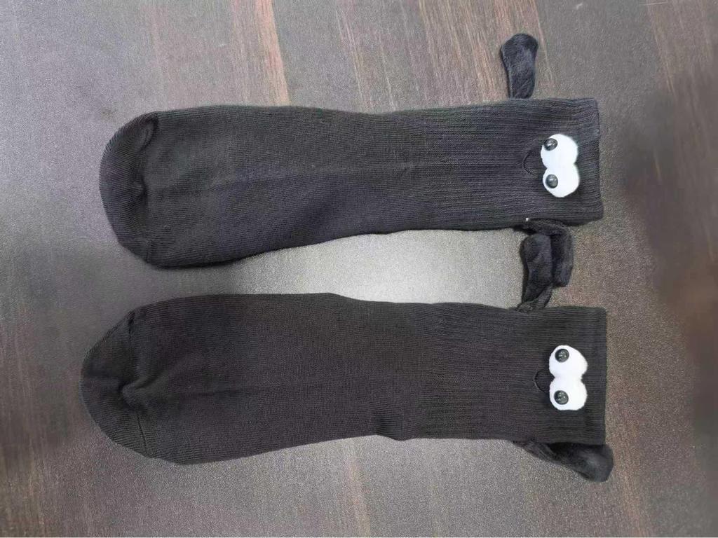 Cute Black and White Mid-Calf Magnetic Couple Socks