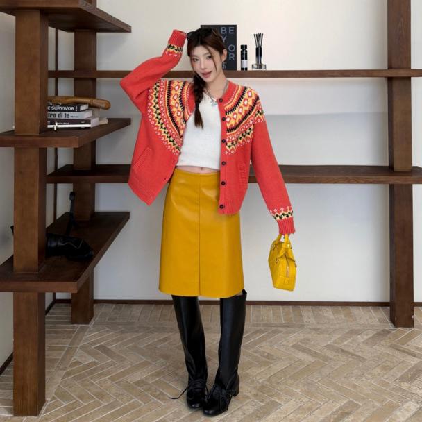 

MIU Family 2025 Модная женская блестящая юбка А-силуэта с вышивкой букв Medium жёлтый