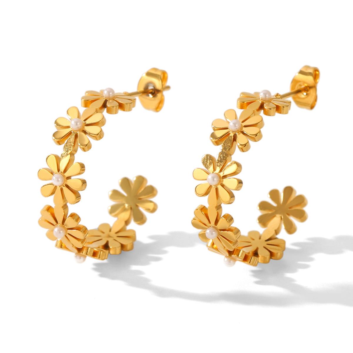 

18K Gold Stainless Steel Earrings, Pearl Flower Ear Jewelry, Light Luxury High-end Studs for Women, Titanium Steel Accessories