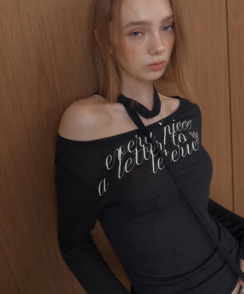 LETERIE Lettering Off-Shoulder Tie Long Sleeve_Sheer Black