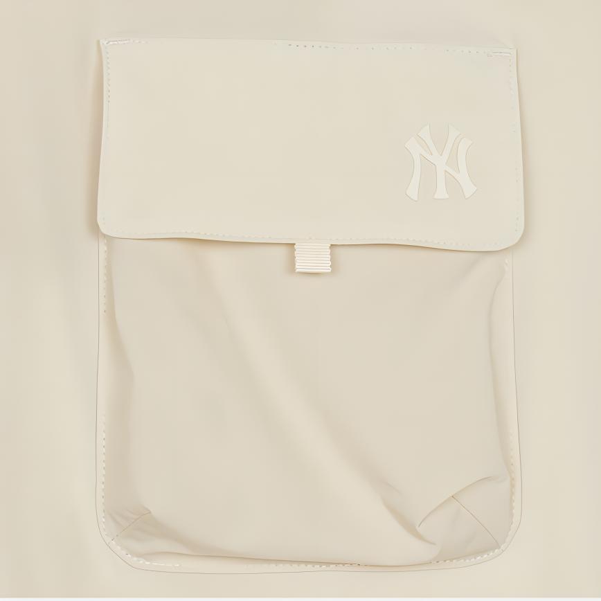 New MLB GofcoreBasic New York Yankees T Shirt Unisex Dark Cream 3ARSB0453-50CRD