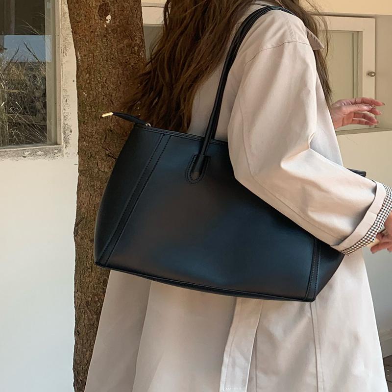 Retro Large Capacity Women'S Bag 2026  Trendy Korean Style Versatile Tote Bag Able Shoulder Commuter Bag