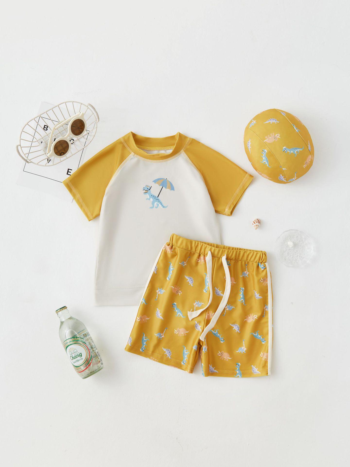 

Детский купальный костюм с динозаврами - Быстросохнущий комплект с коротким рукавом и шортами для мальчиков 110 cm