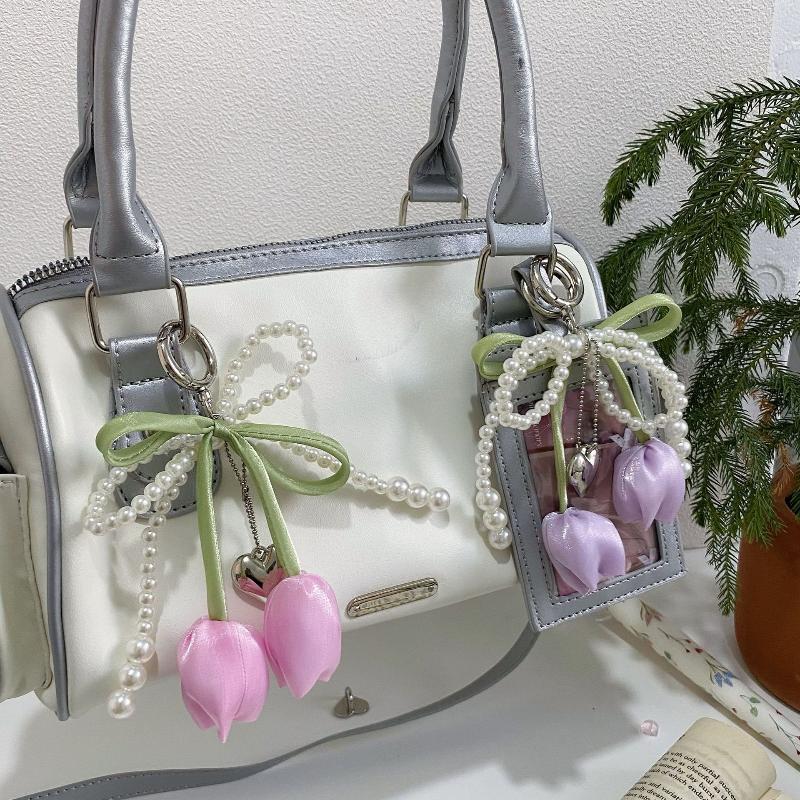 1 ks Přívěsek na tašku s mašlí, perlou a tulipánem, klíčenka, šperk pro ženy, klíčenky, DIY dekorace