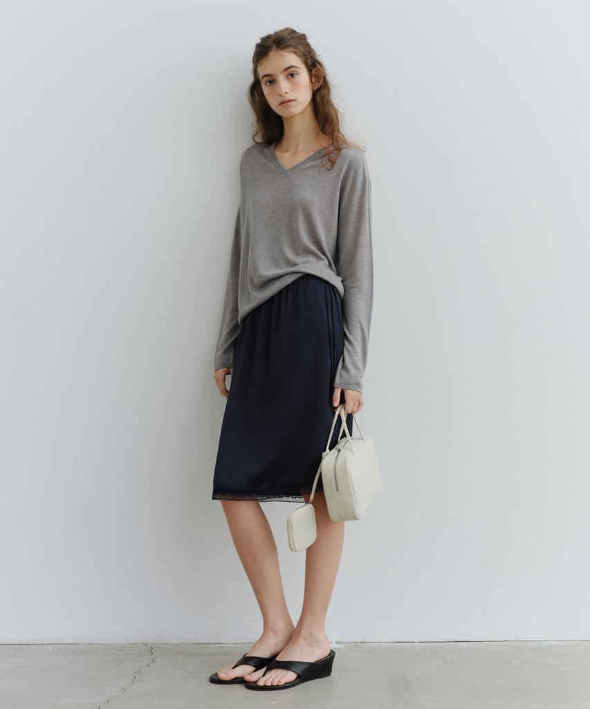 Yulago Tencel Wool V-Neck Knit