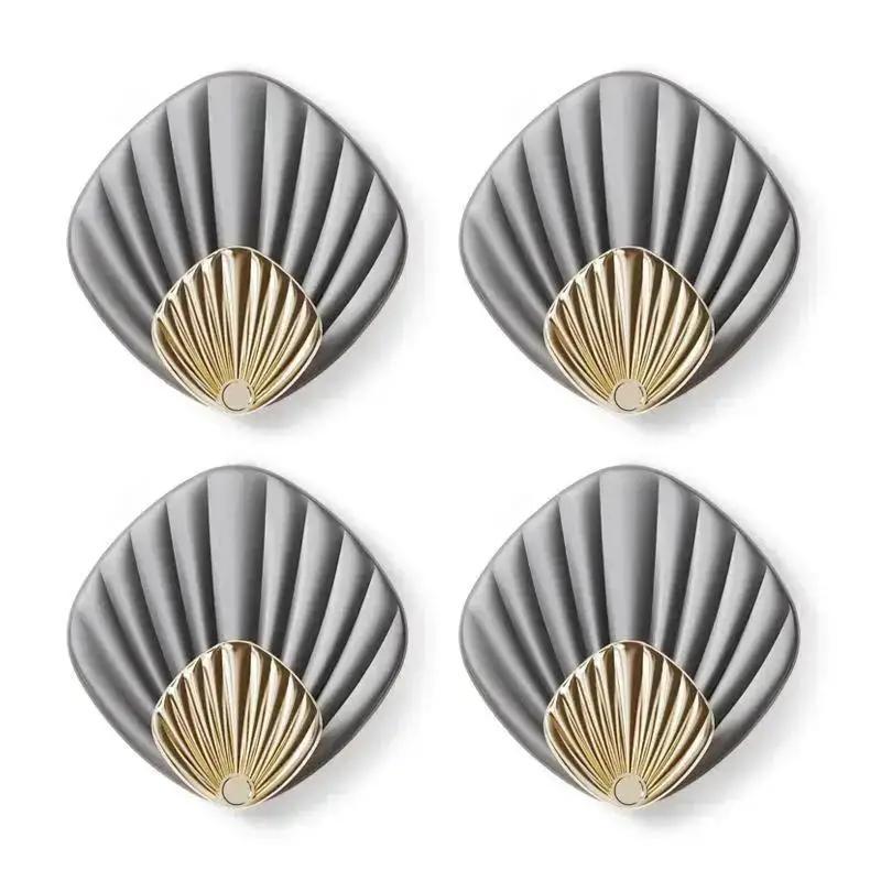 4pcs Fashion Shell Shaped Wall Hanging Hooks Free Punching Strong Adhesive Hook Bathroom Kitchen Wall Mounted Seamless Adhesive