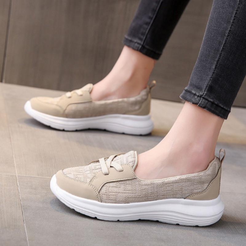 Slip-on Casual Shoes for Women Mother's Shoes Low-top Flat Shoes for Active Walkers