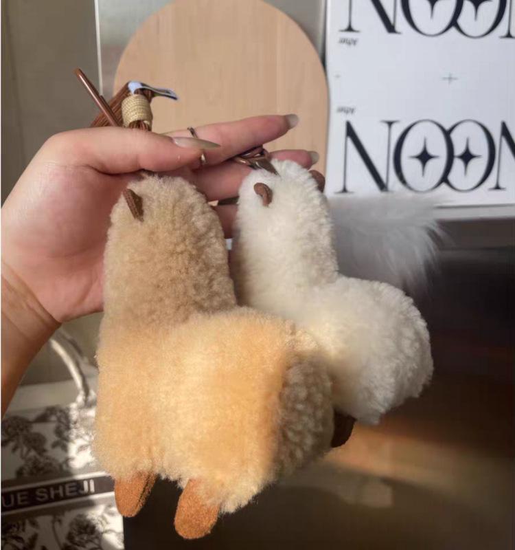 Alpaca Wool Keychain: Plush Doll Bag Charm & Hanging Ornament Gift
