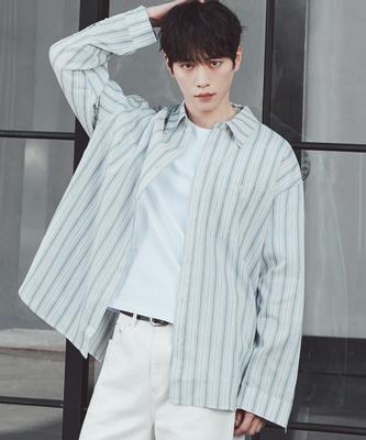 DRAW FIT Hazy Pencil Stripe Shirt [Sky Blue]