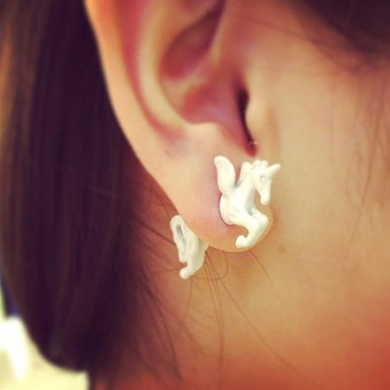 

1 шт. женские панк крутые стереоскопические серьги-гвоздики с единорогом и лошадью