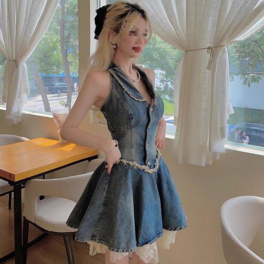 

Retro Lace Patchwork Halter Denim Dress - European & American Style A-Line Mini XL (Recommended 115-130 lbs)