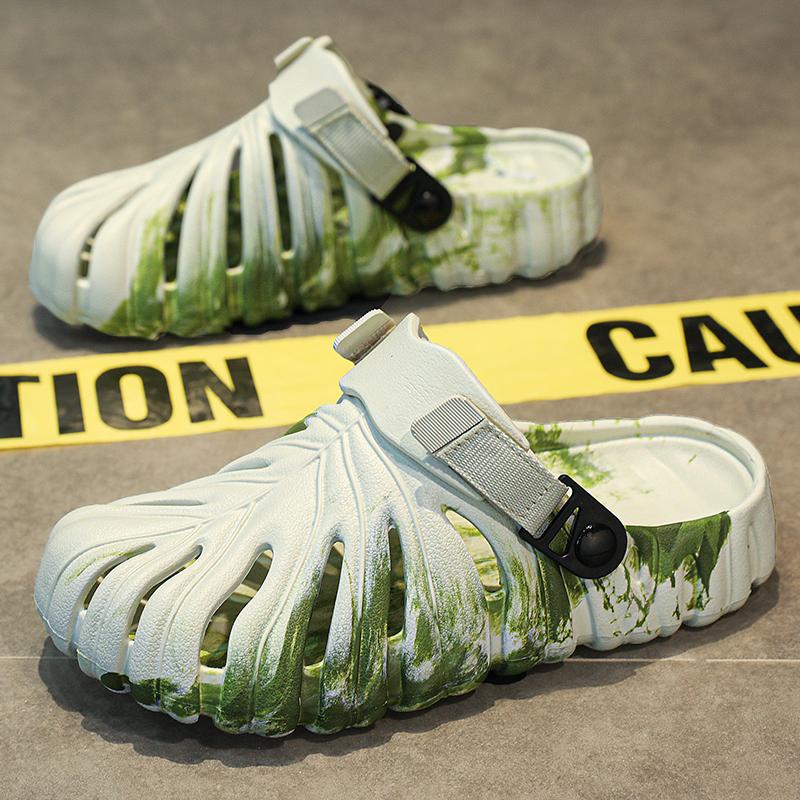 

Couple dopamine Summer outdoor slippers Fashion gradient color Trendy personality Men s large-sized slippers 44-45