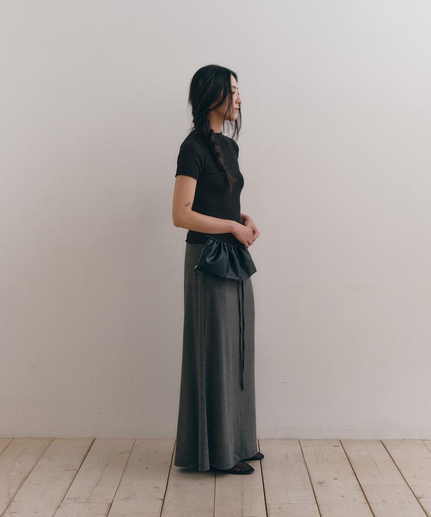 Loutaideu Slit Turtleneck Knit [Black]