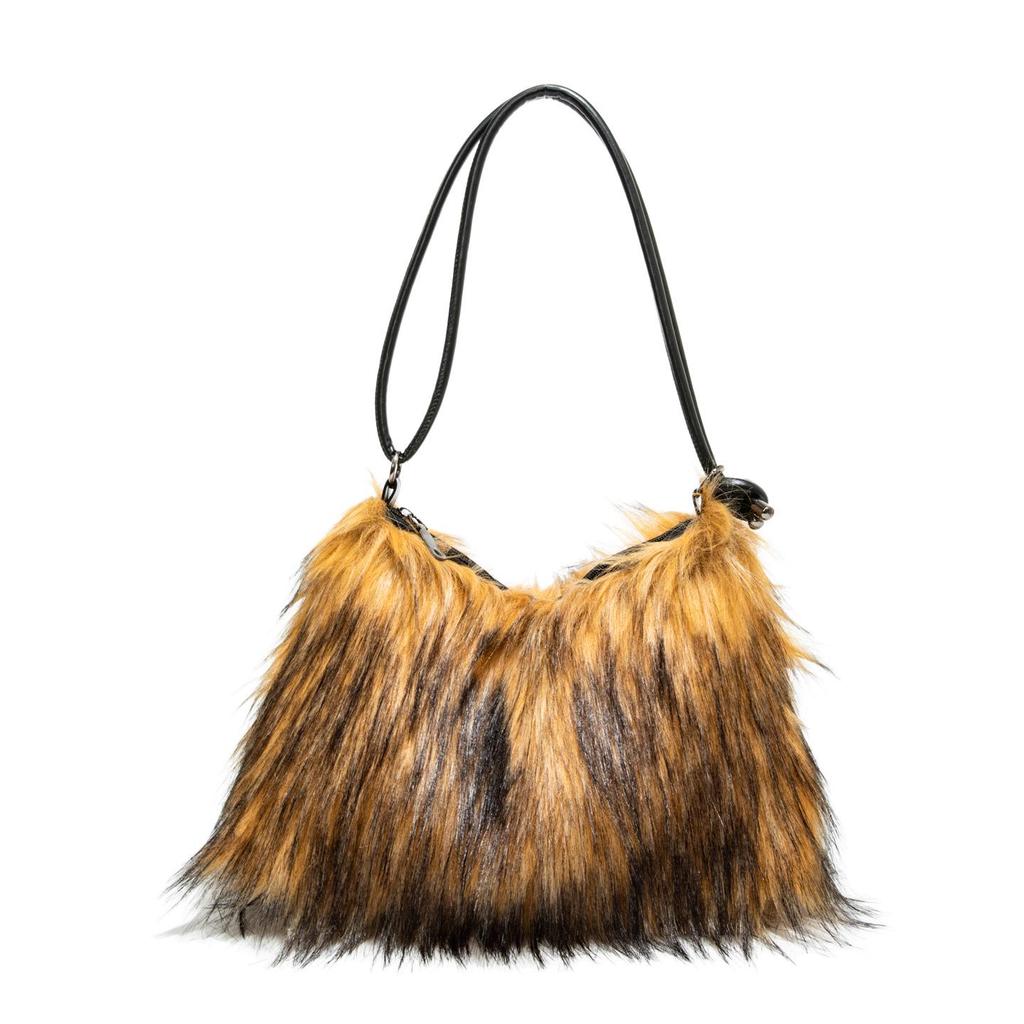 Chic Furry Crossbody Bag: Plush Autumn/Winter Handbag