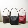 New Sheepskin Fashion High-end Woven Crossbody Bag, Versatile Trendy Shoulder Bucket Commuter Bag for Women
