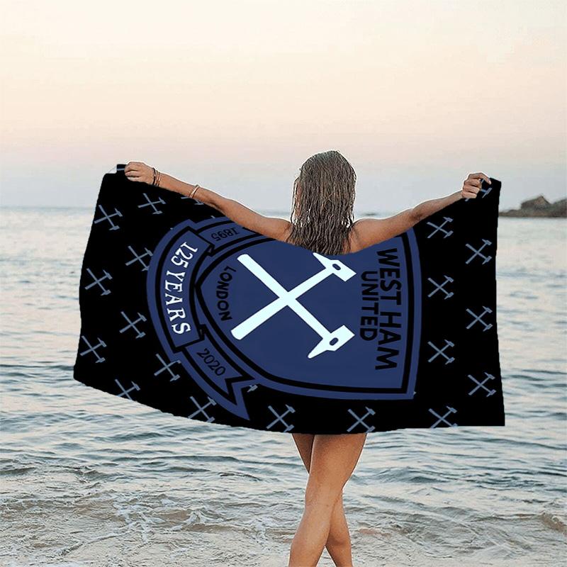 1pc Football Team (61) Beach Towel, Beach and Seaside Swimming Pool Equipment, Fashion Pattern, Rectangular, Travel Essentials