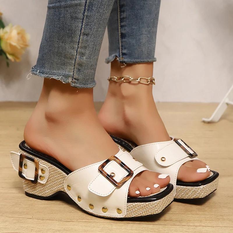 2025 New Metal Buckle Wedge Sandals for Women Fashion Rivet Decor Platform Slippers Woman Summer Thick Sole Roman Sandals Ladies