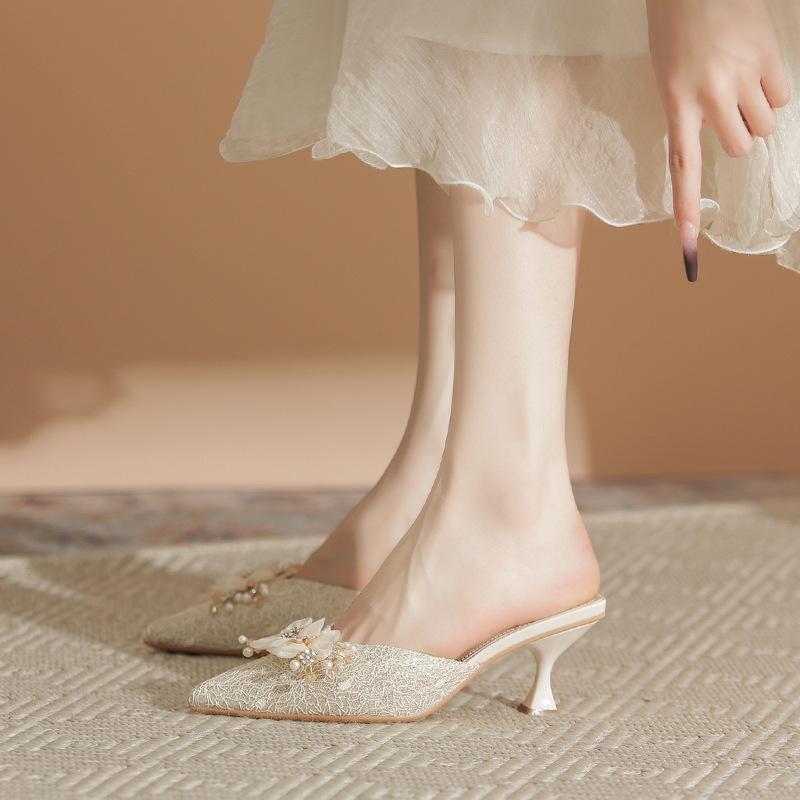 Niche design bag head sandals women's rhinestone flowers wear thin heels high heels single shoes not tired feet empty sandals