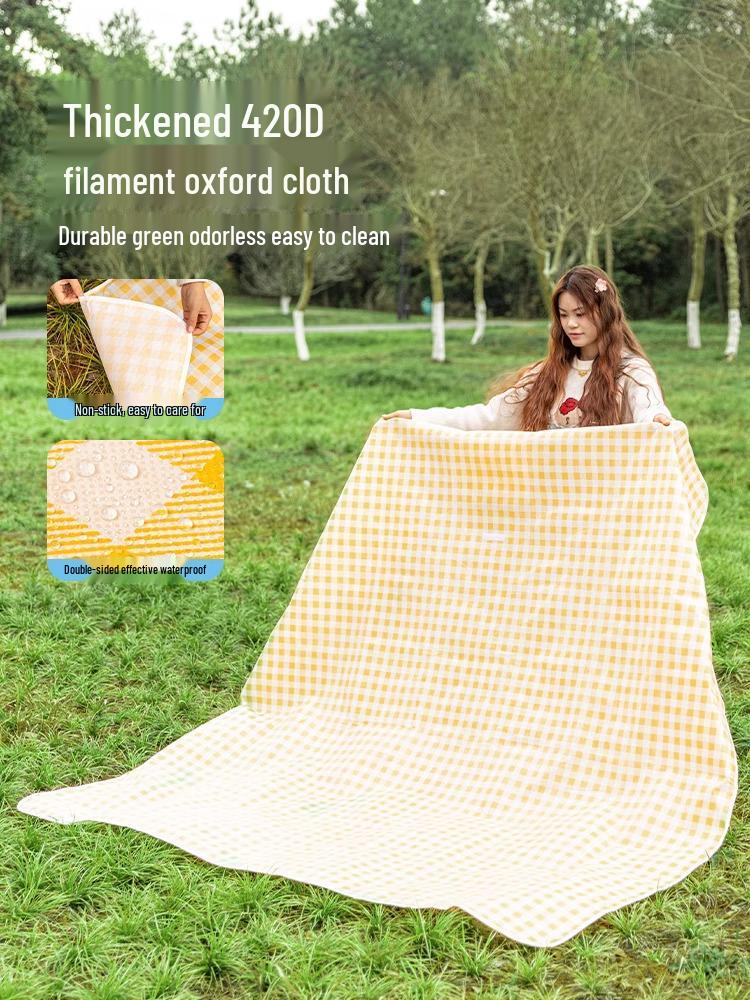 Thickened Waterproof Outdoor Picnic Mat – Portable, Moisture-Proof Cushion for Camping, Spring Outings, and More.