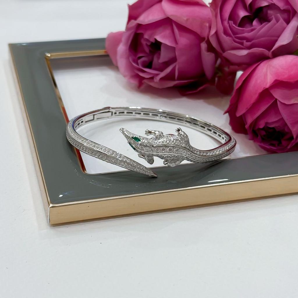 Silver Bracelet with Cubic Zirconia, Product Weight 18.13 G (2175636)