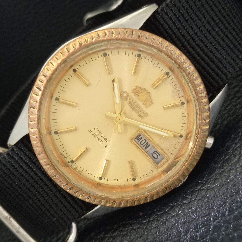 

AUTOMATIC VINTAGE ORIENT CRYSTAL JAPAN 46941 MENS ORIGINAL DIAL WATCH a703599-1 R213d-a703599