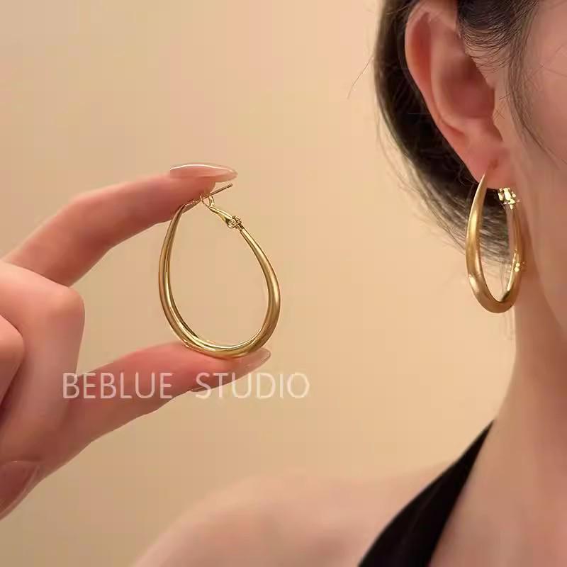 

Золотые металлические серьги-цветы для женщин - 2025 Высококлассные элегантные серьги-кольца