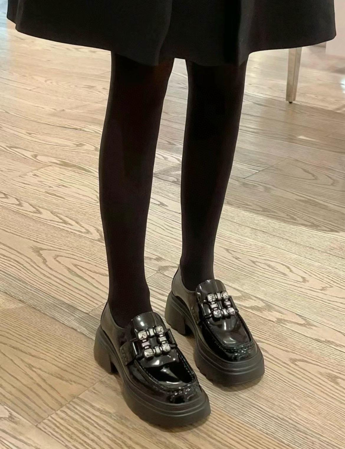 

Женские мокасины Migua со стразами, толстая подошва, высокий каблук, британский стиль, квадратный носок из мягкой кожи 35