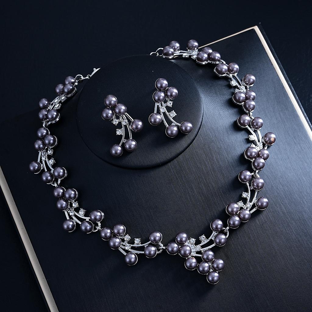 European and American Fashion Light Luxury Necklace Earrings Two-piece Set Bridal Wedding Accessories Dress Set Female 2026