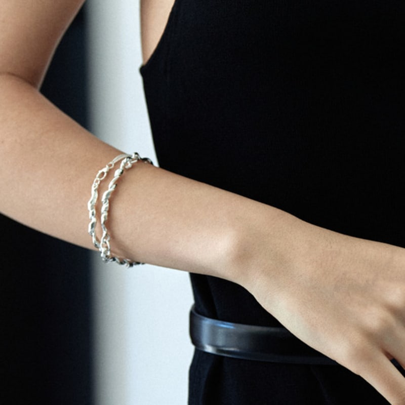 Soorium SINGLE KNOT BRACELET