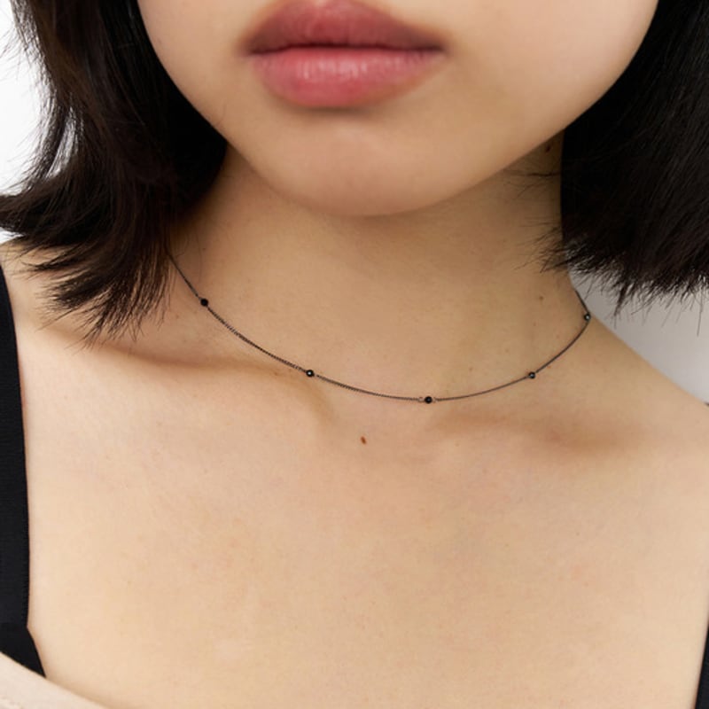 geegee black chain dol necklace