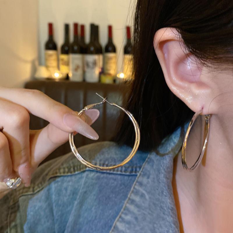 Silver Plain Ring Double-layer Crossed Earrings Women's Cold Wind Exaggerated Temperament Earrings Simple Design Sense Ear