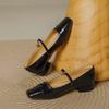 Retro Mary Jane women's shoes with low heels in the autumn of 2025, the new models are huge and good-looking, versatile, light mouth, square