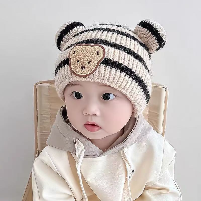 

Children s knitted hat striped bear woolen hat crimped melon skin warm hat M бежевый