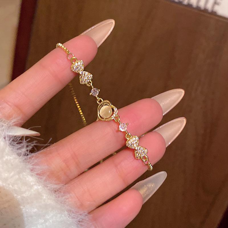 Ultra-shiny Bracelet - Stylish and Luxurious High-end Crystal Pendant Jewelry for Girls