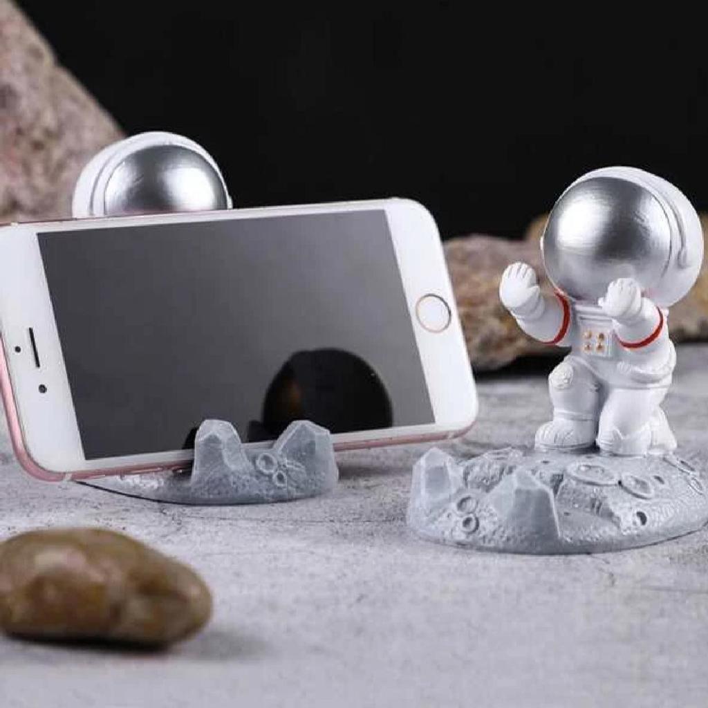 1pc Astronaut Decor Desktop Phone Holder Best Gifts Birthday Graduation