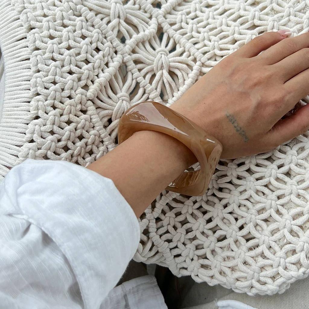 Ingemark 4 Styles Vintage Brown Thick Resin Acrylic Wide Bangles Women Hip Hop Metal Spring Bracelets Grunge Jewelry Steampunk